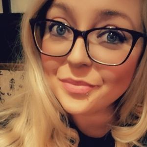 Meet your Posher, Lyndz